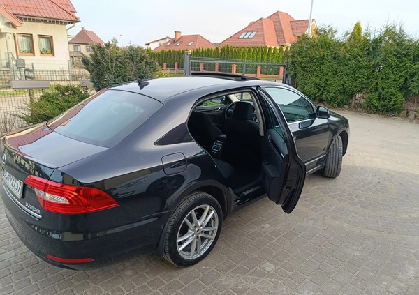 Skoda Superb cena 43900 przebieg: 300000, rok produkcji 2013 z Chojnice małe 301